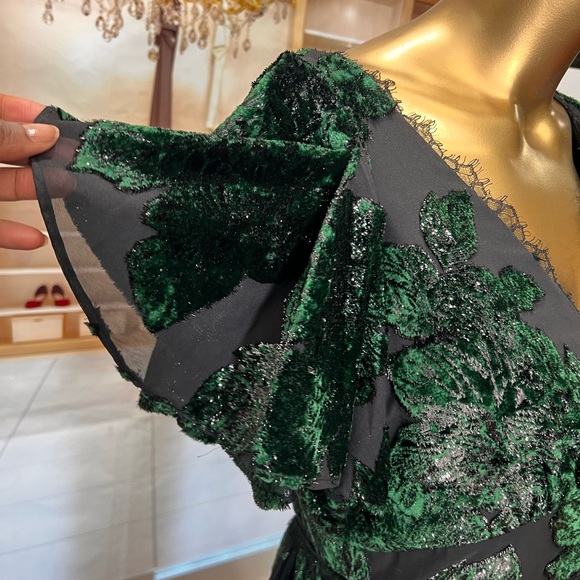 Marchesa Notte Gown NWT. - Picture 5 of 10